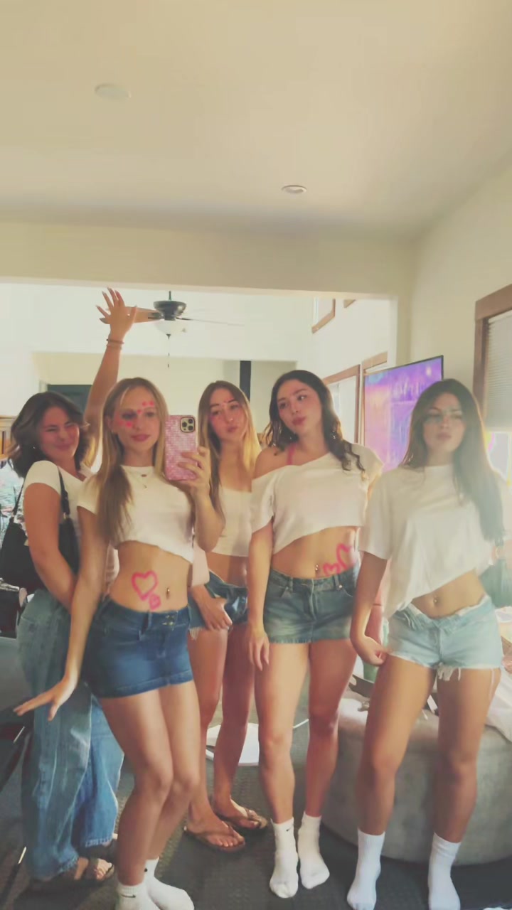 @ʎuuɐ˥ 💕🐆