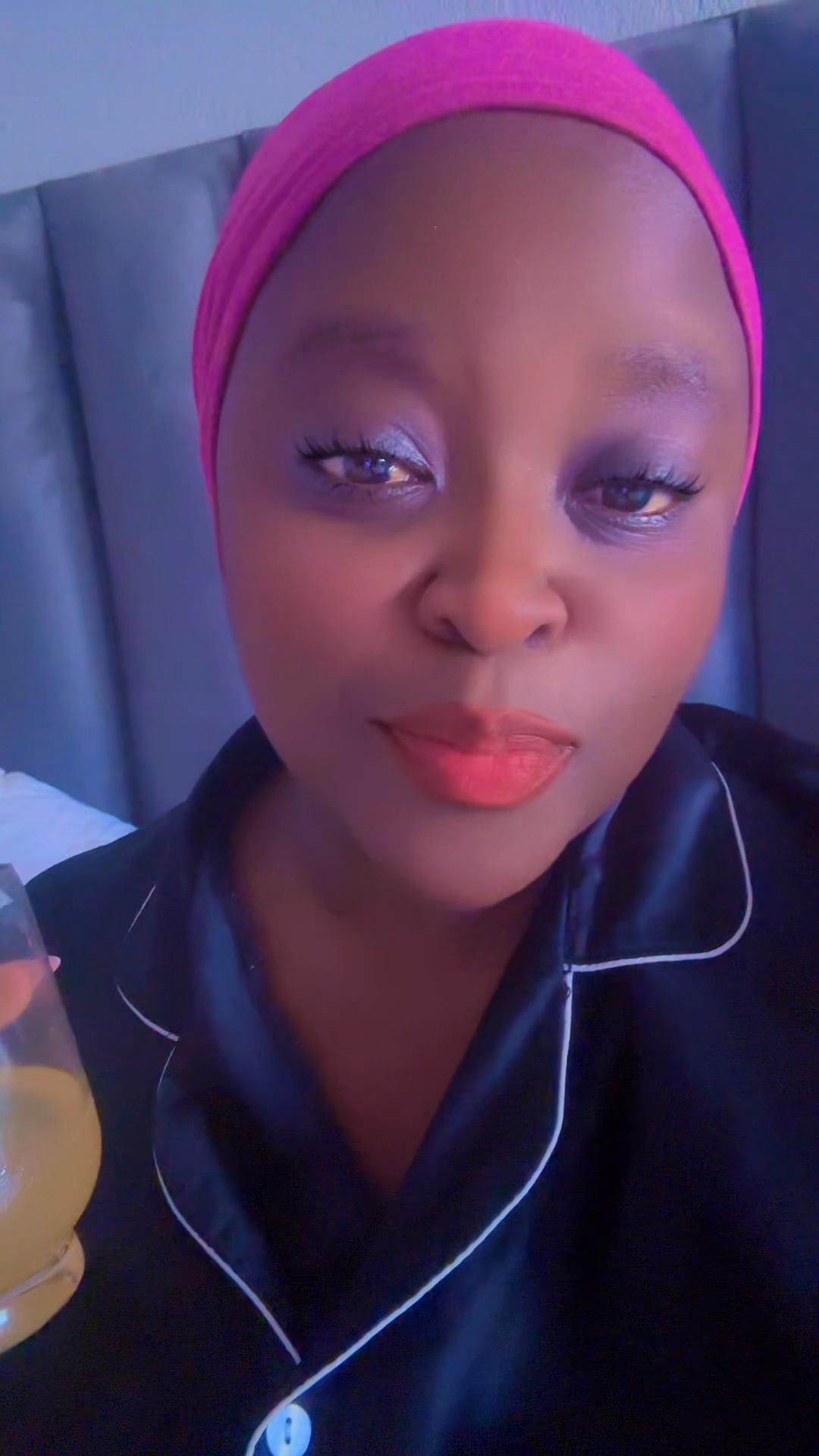 @Lady Teamo (Pontsa wa Sammy)