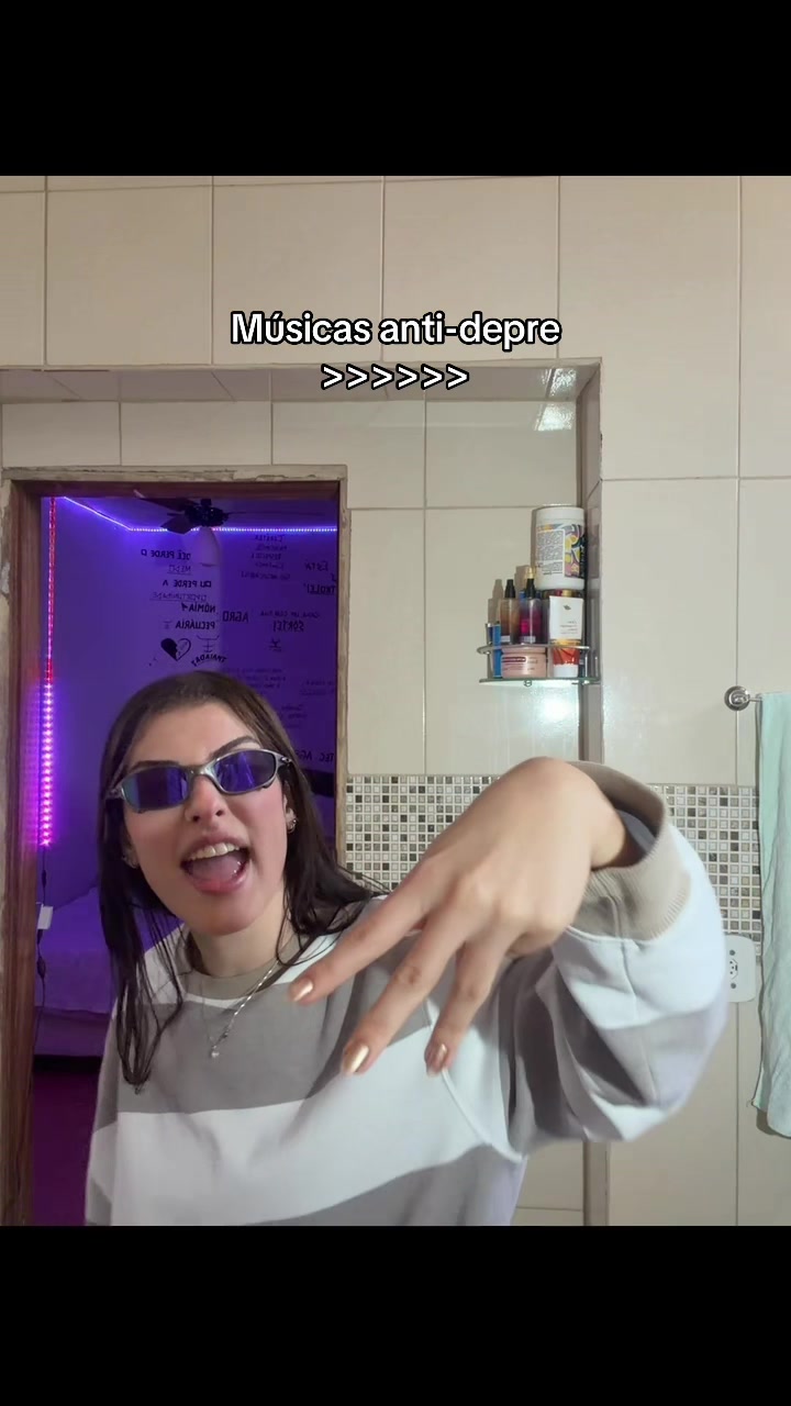@Eu_Mell🐝🍯