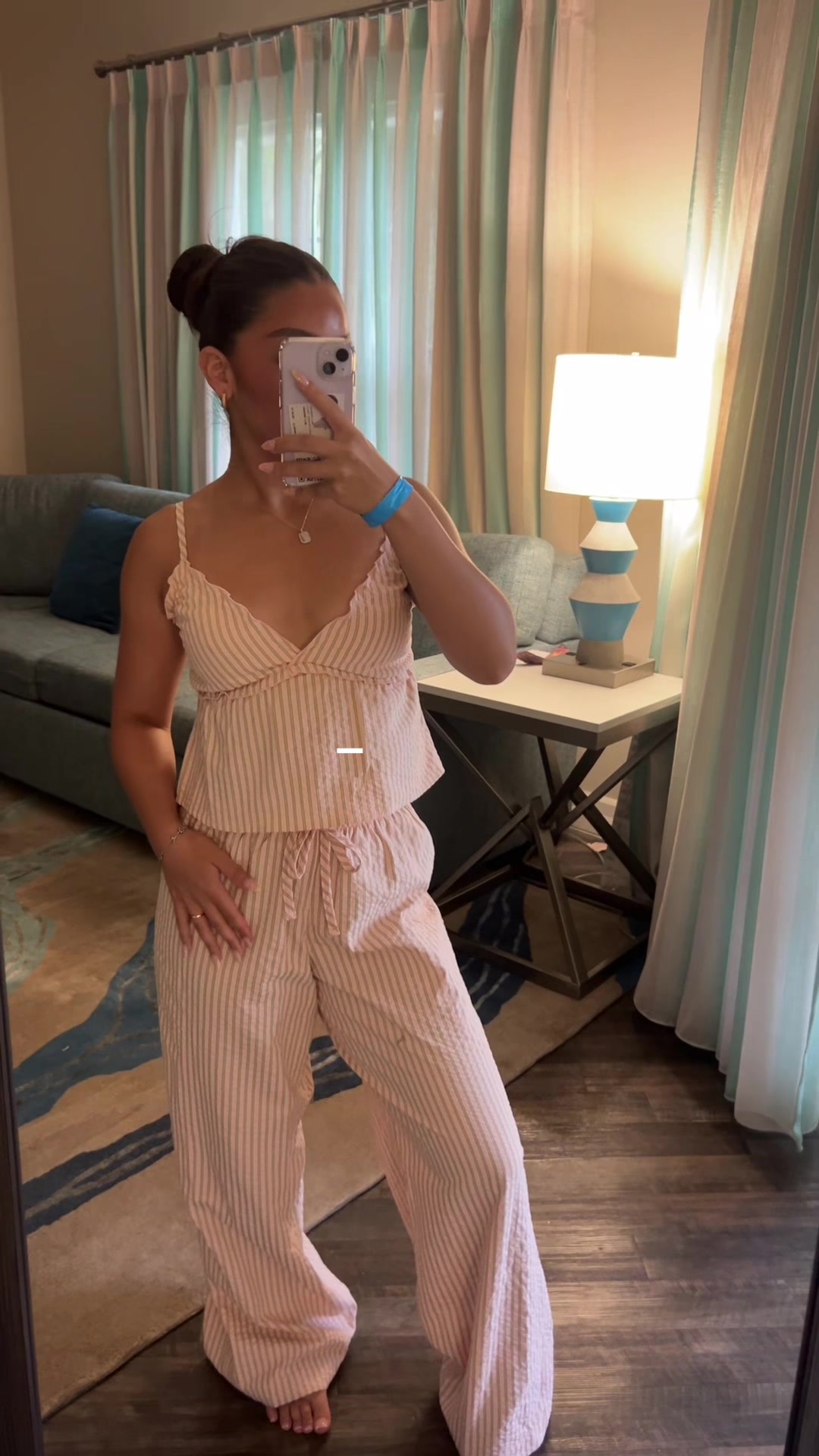 @anaameliii