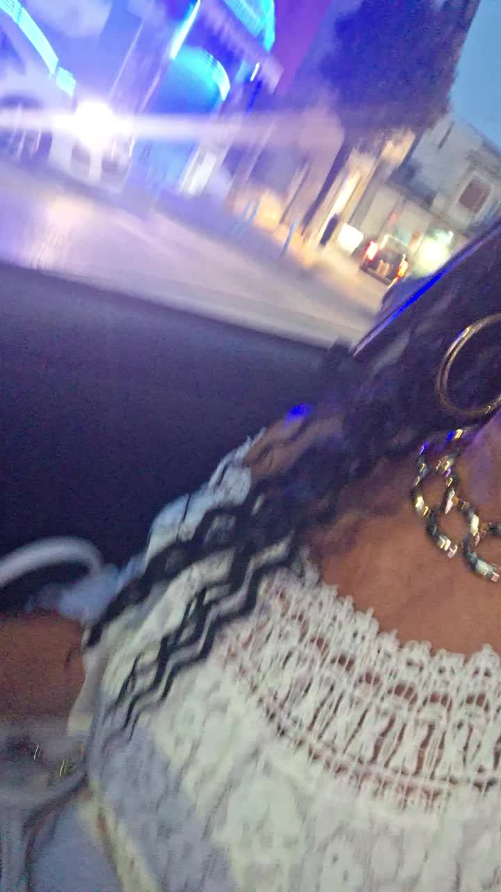 @melina105