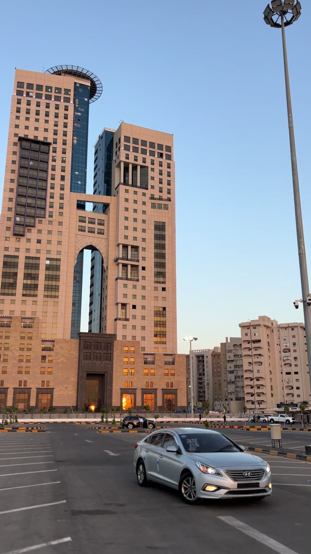 @عبدالمهيمن .
