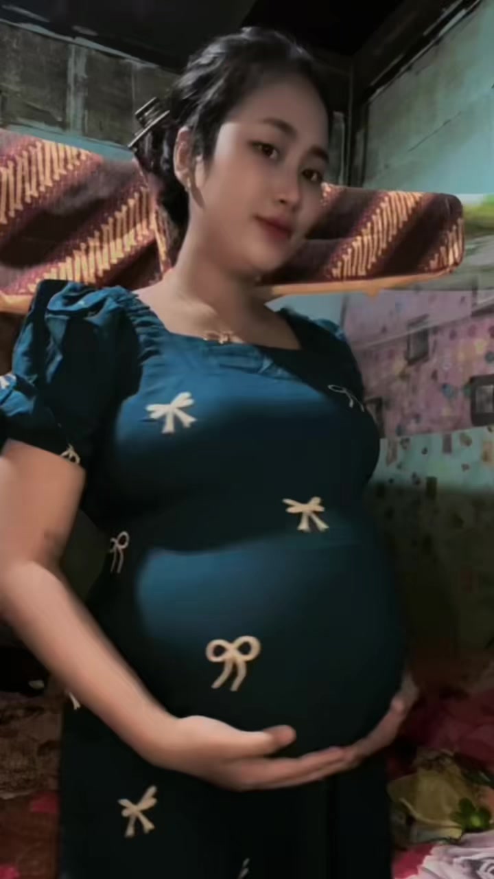 @Boobsss.