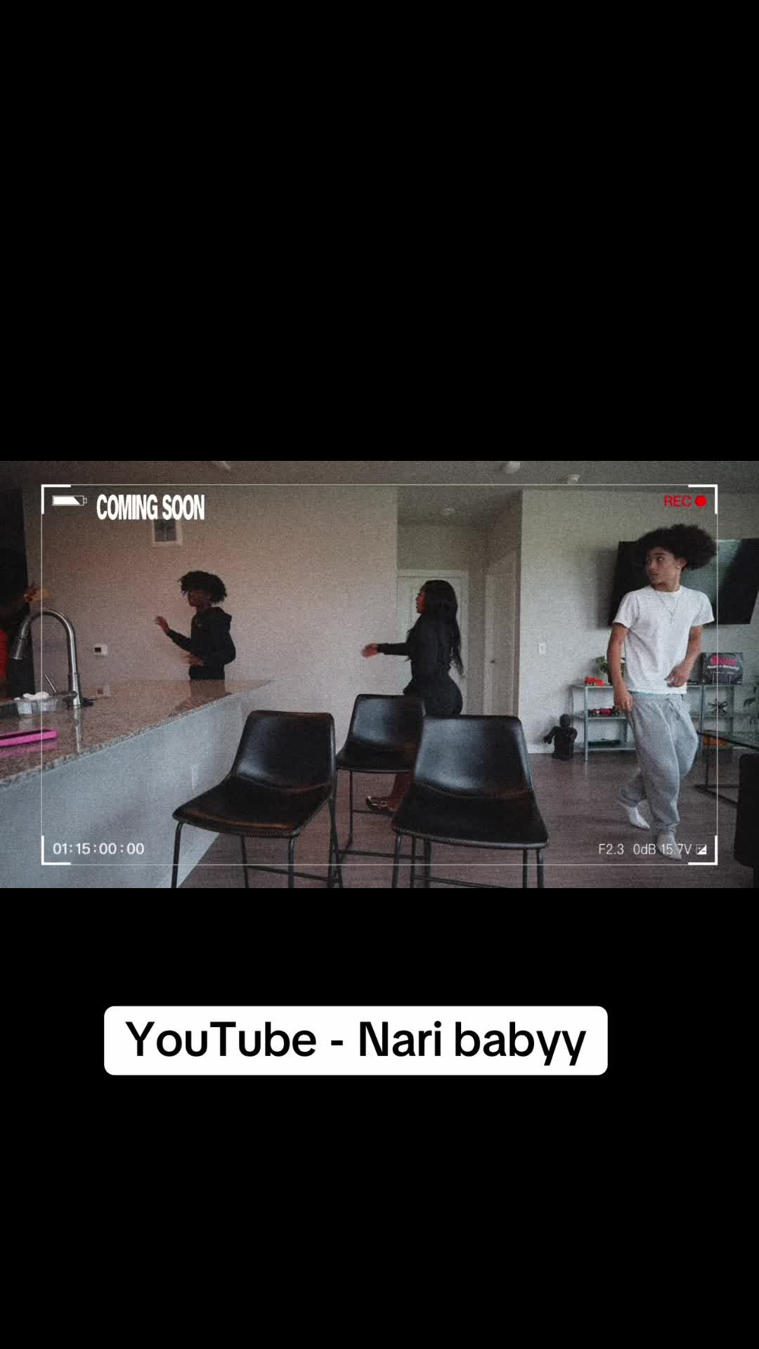@Nari ᥫ᭡