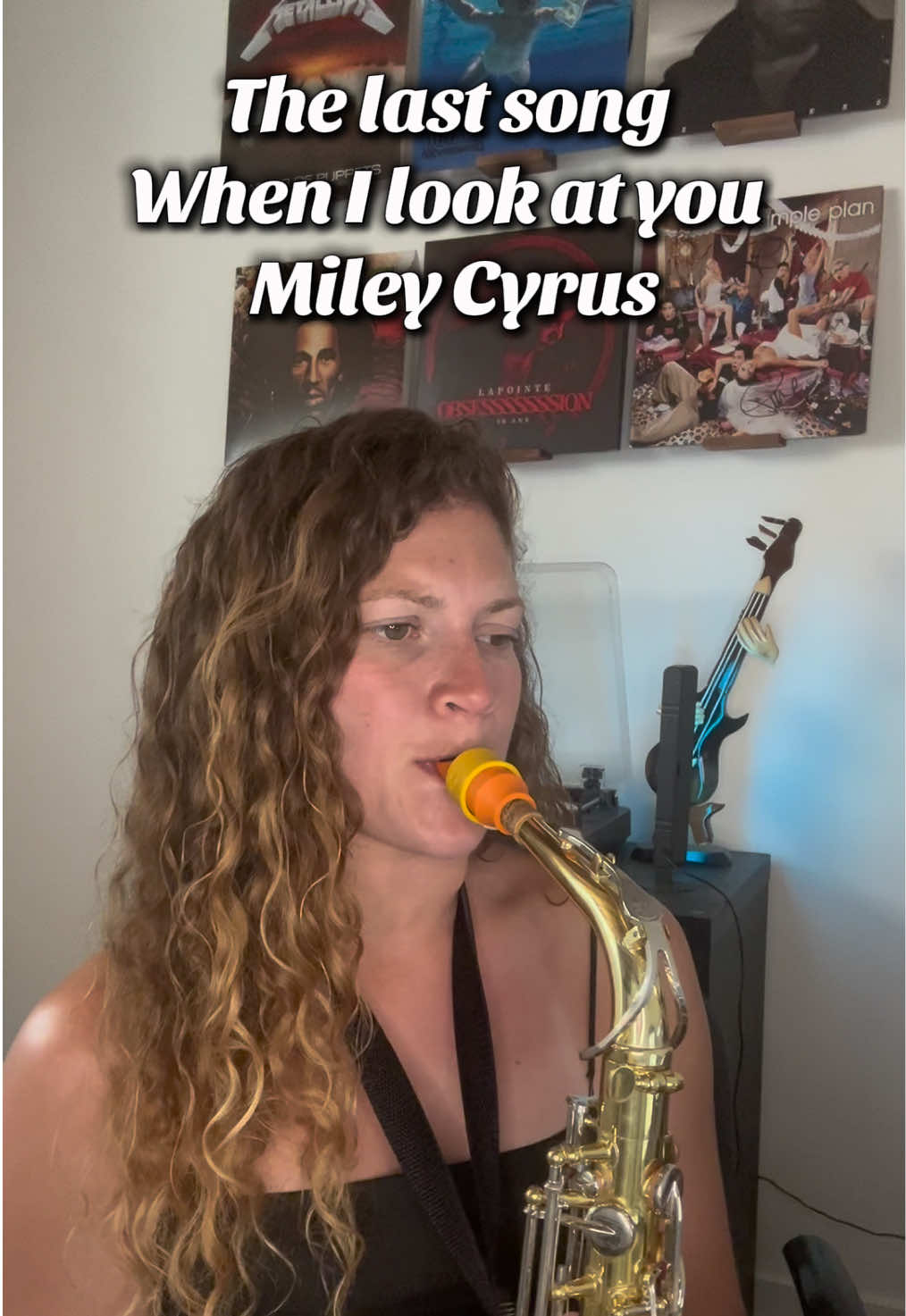 @christina.saxophonegirl 🎷🇨🇦