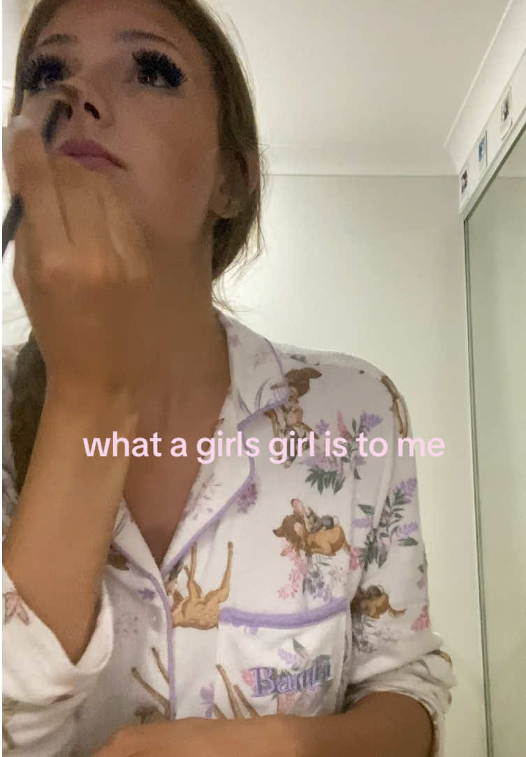 @elyssa🧁