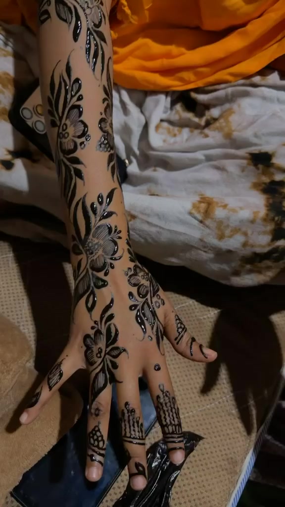 @miski artist 🎨 ❤️
