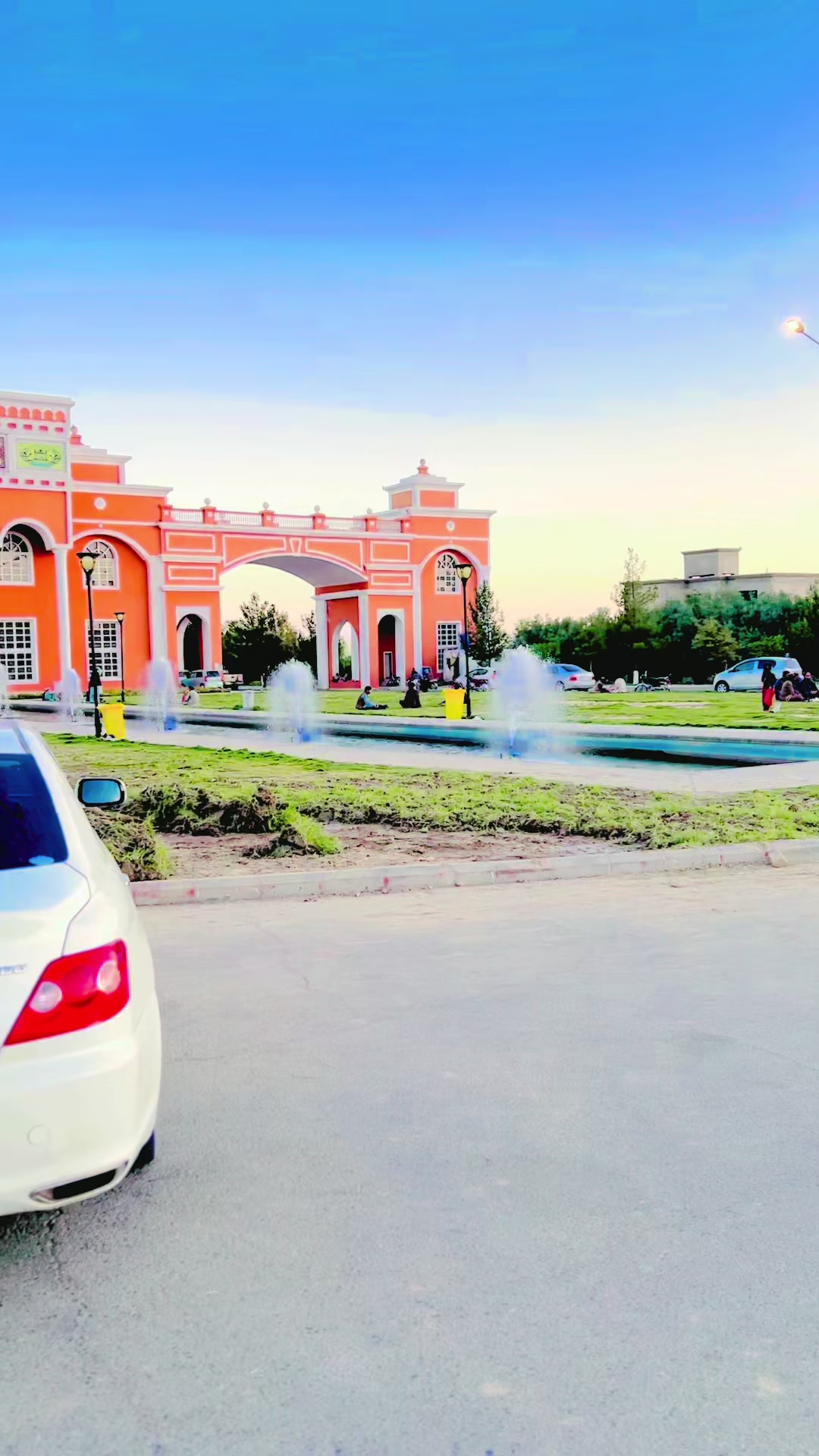 @👑احمد ضیاء وزیری🥀