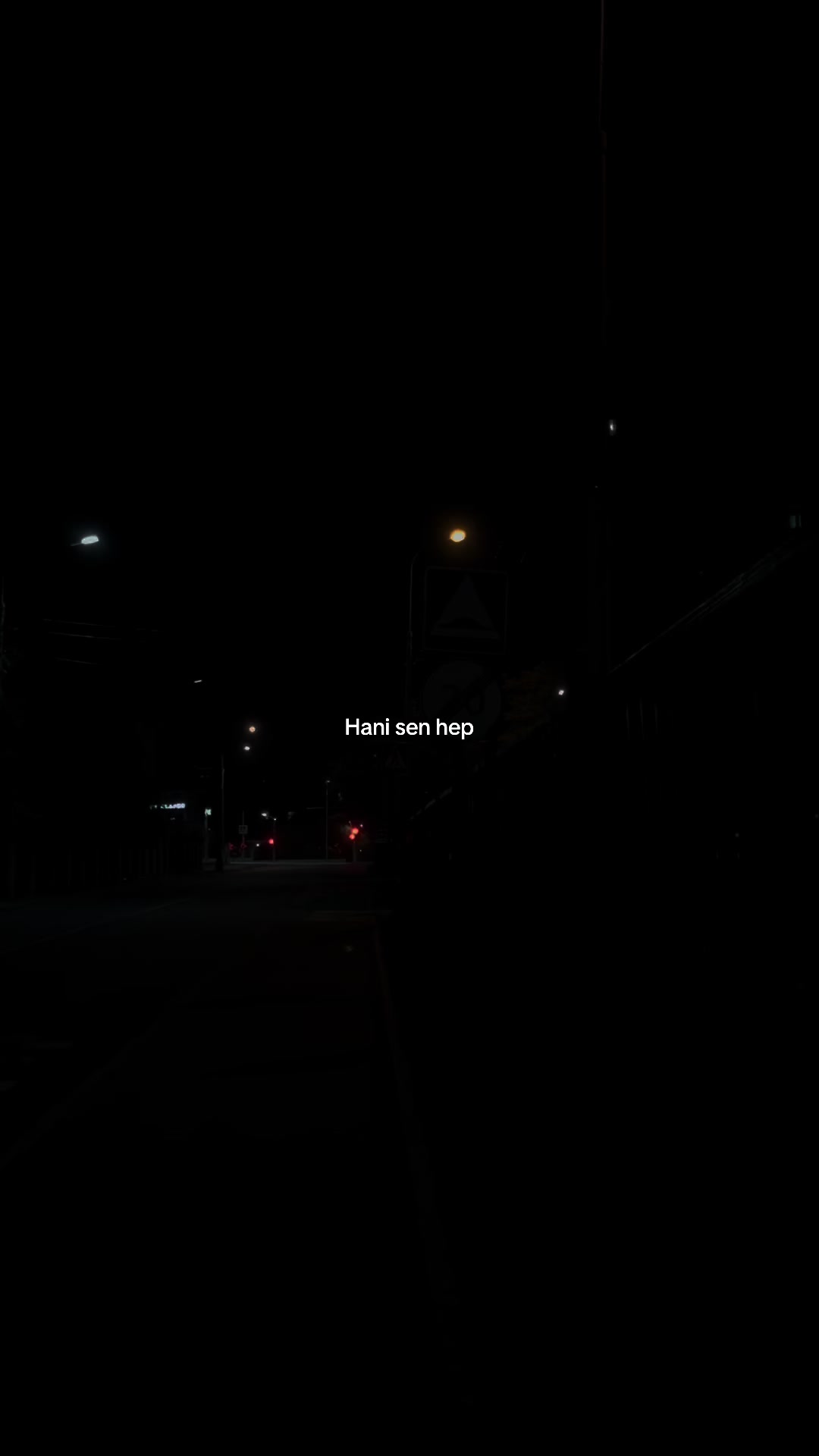 @𝓨.
