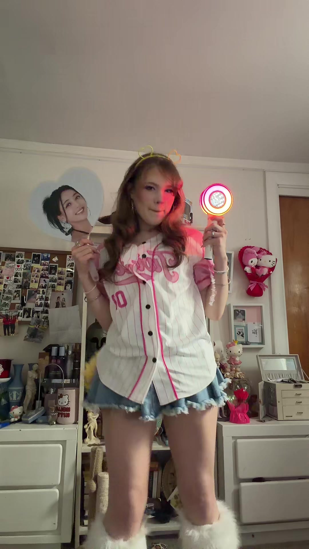 @Lily