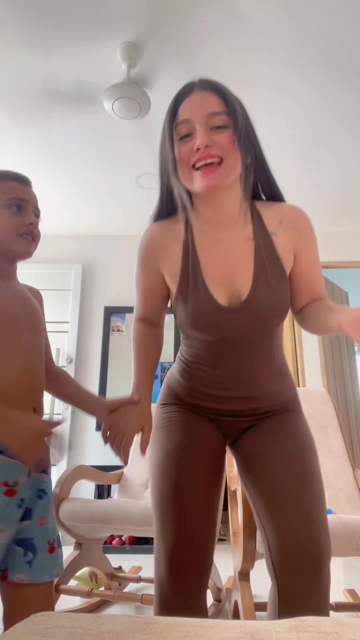 @Valentina Galeano💘