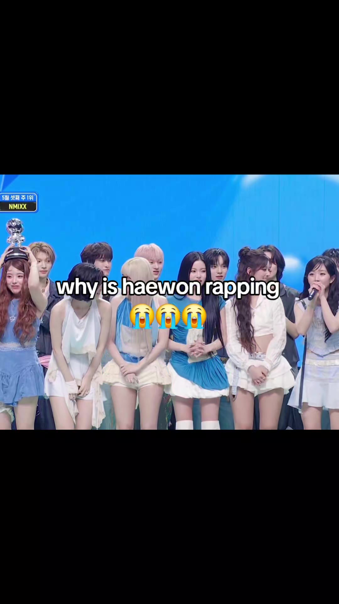 @Hanni