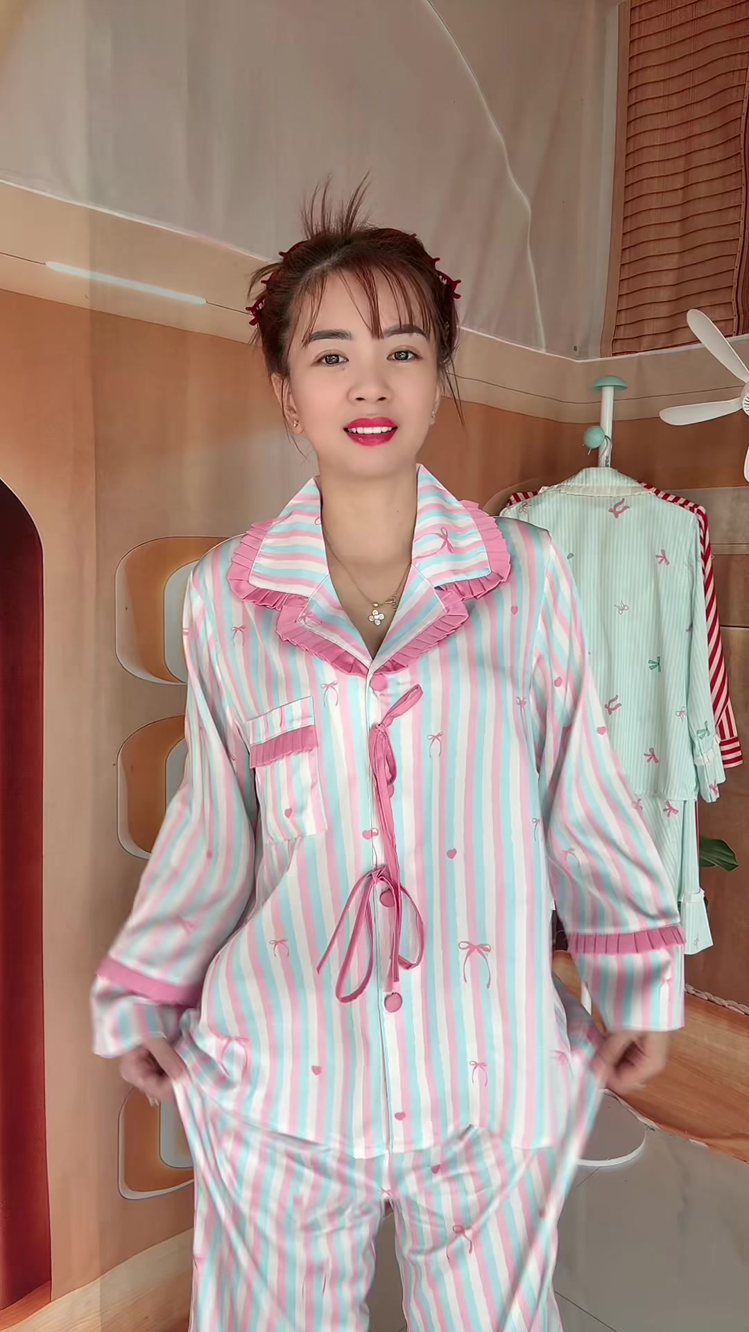 @Em Cẩm N&egrave;