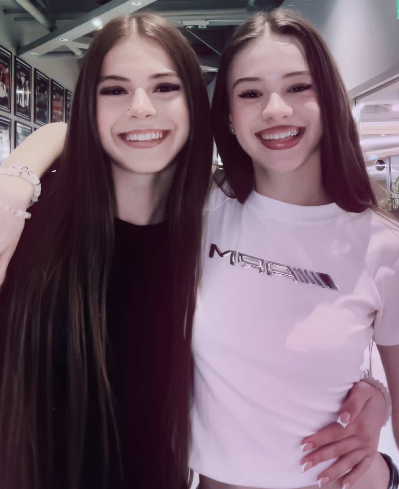 @𝐈𝐕𝐘 ❦