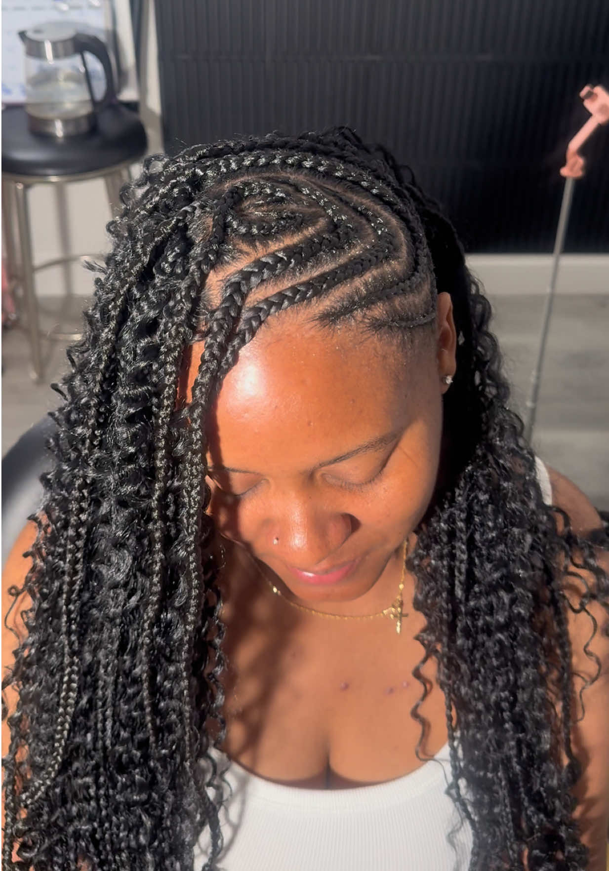 @Cape Cod Hairstylist ๐๐ฝโ๏ธ
