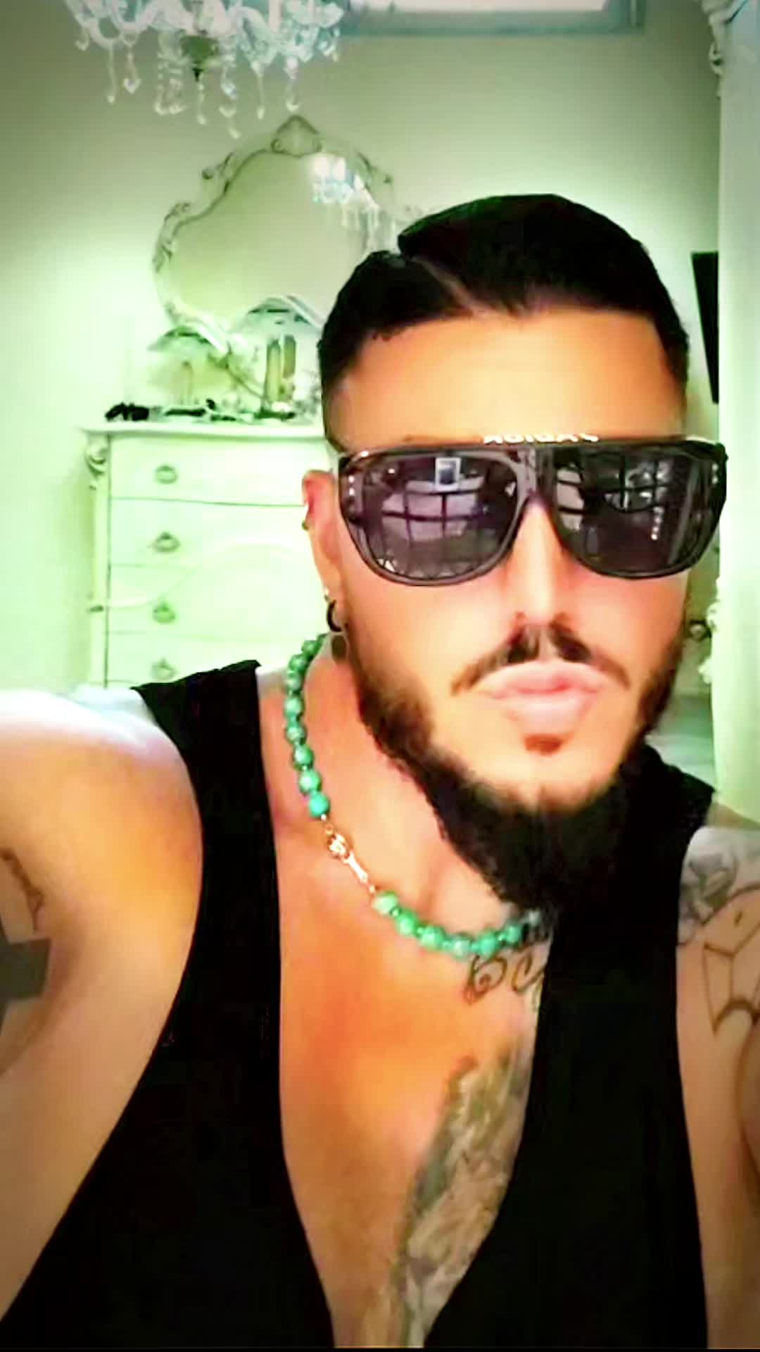 @Emanuele Avitabile