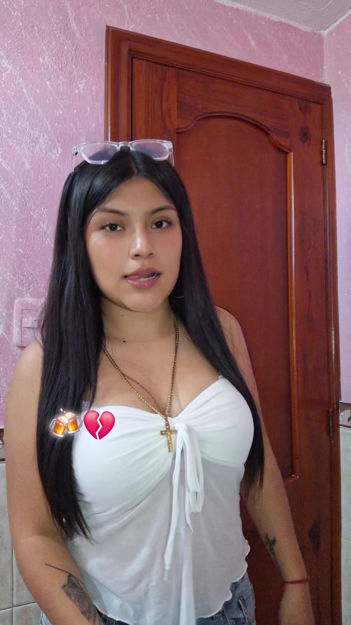 @𝙳𝚎𝚢𝚊𝚗𝚎𝚒𝚛𝚊🖤🌸