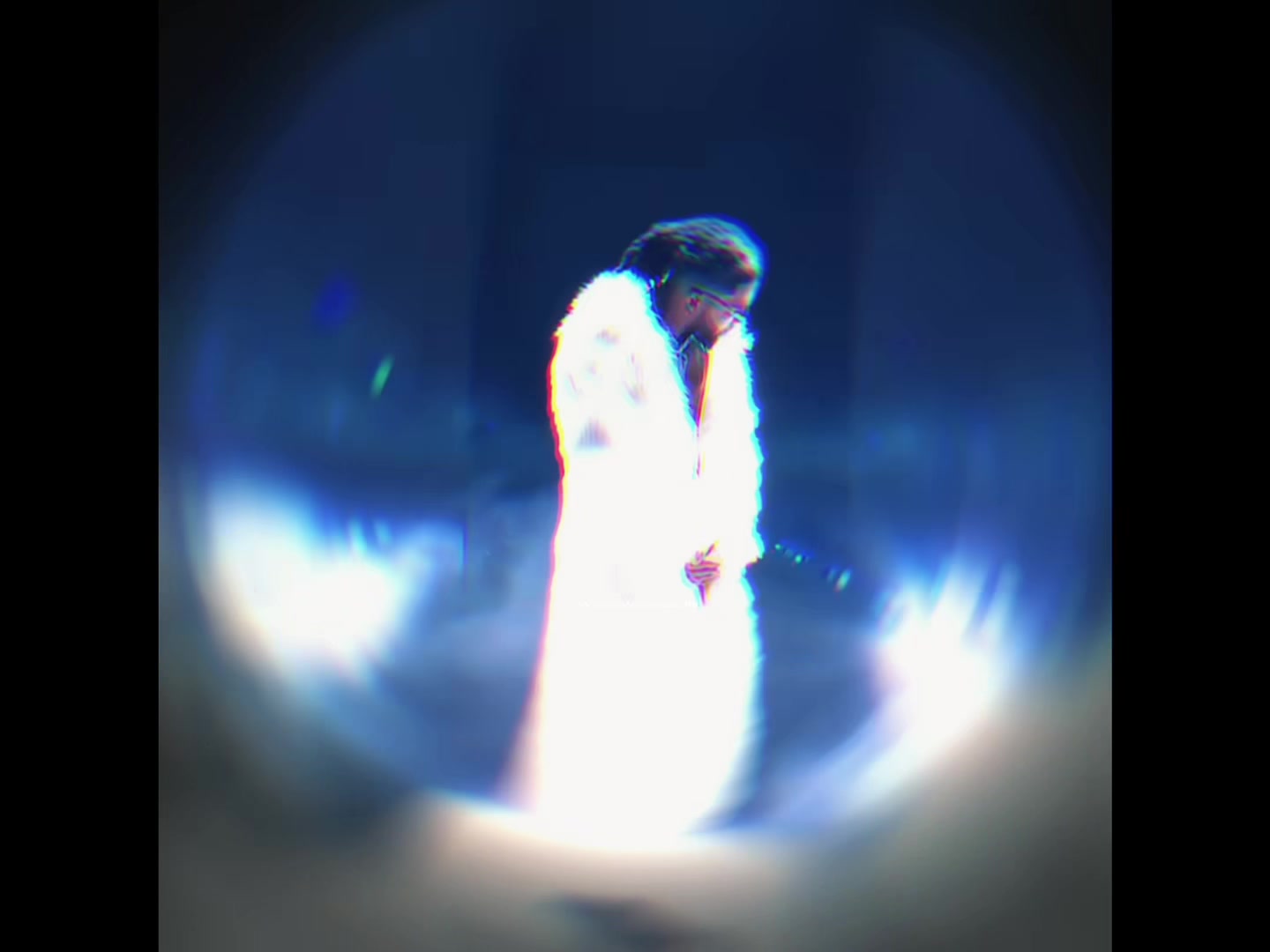 @♱