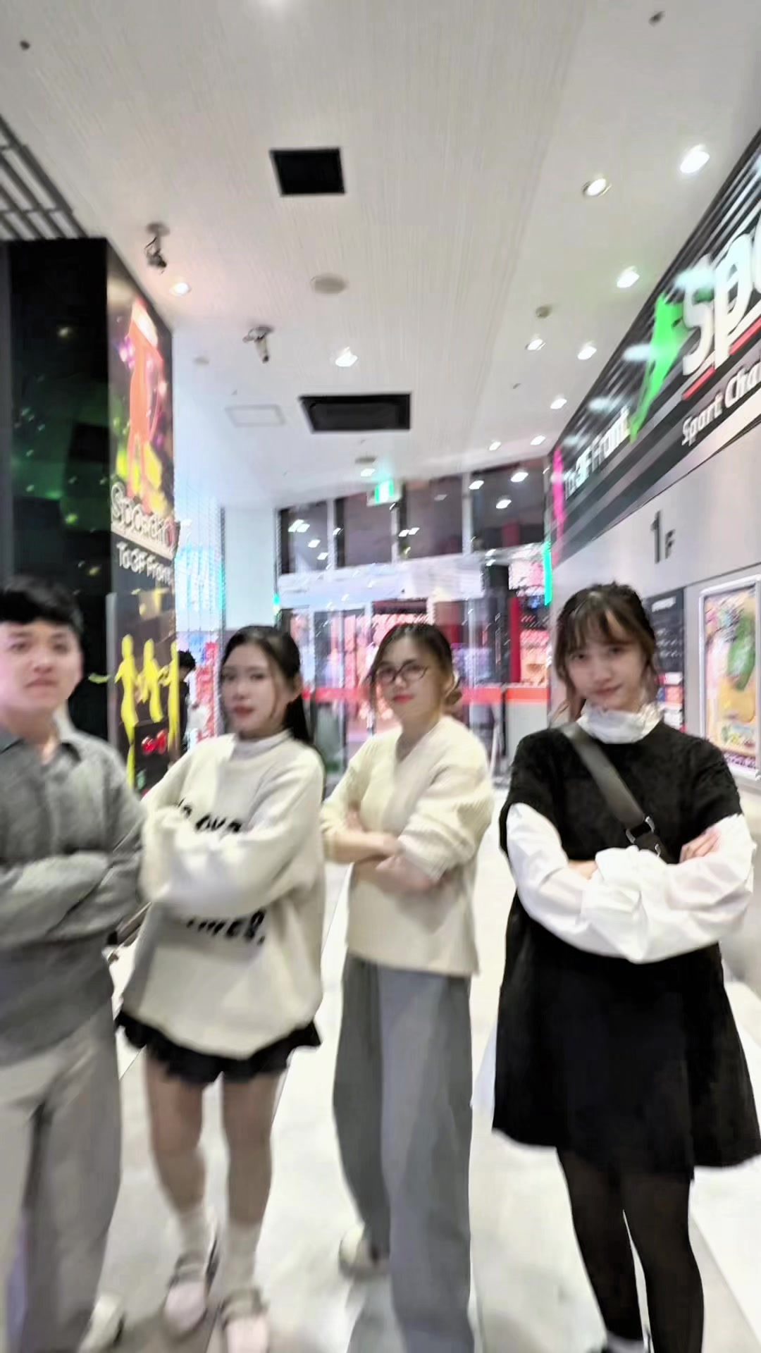 @FuongZy nèeeeee