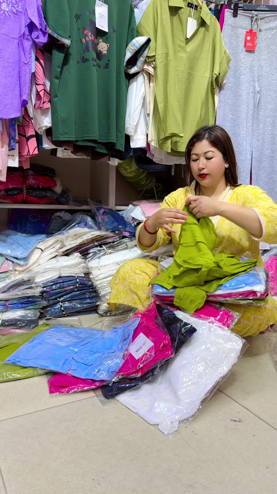 @Season Girls Wears