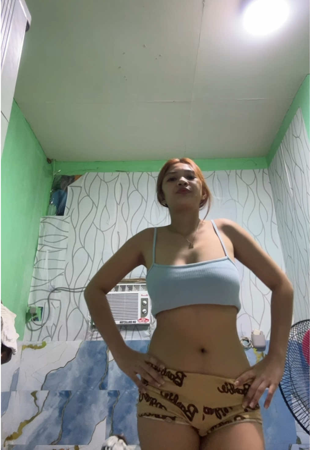@prettychiks 🍑