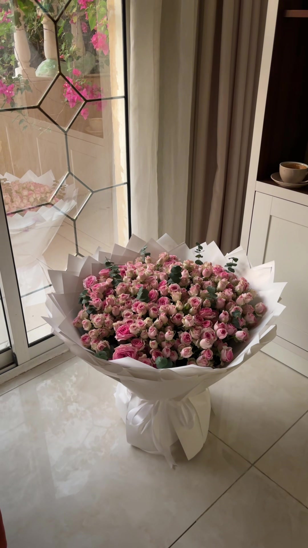 @LYORA FLOWERS | ليورا