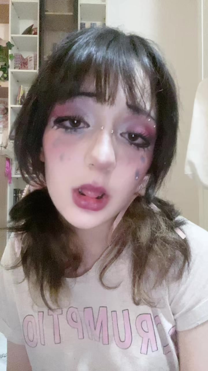 @mel_alien0