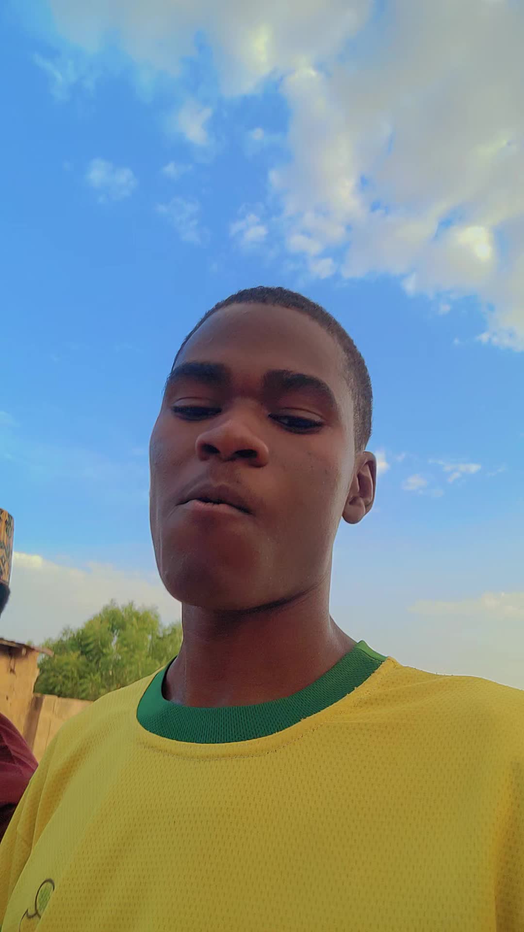 @Headboii