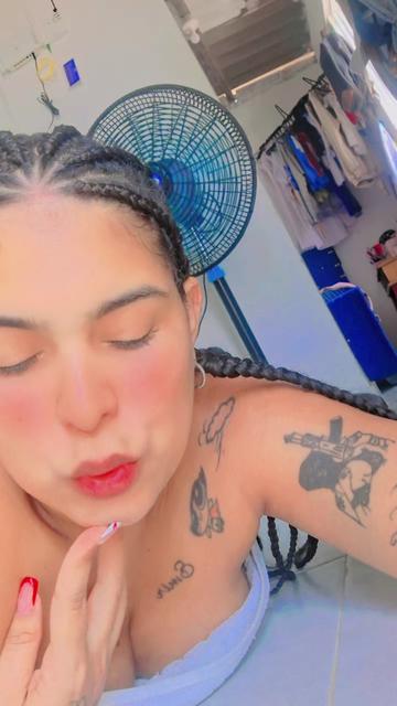 @❣️ la mu&ntilde;eca ❣️