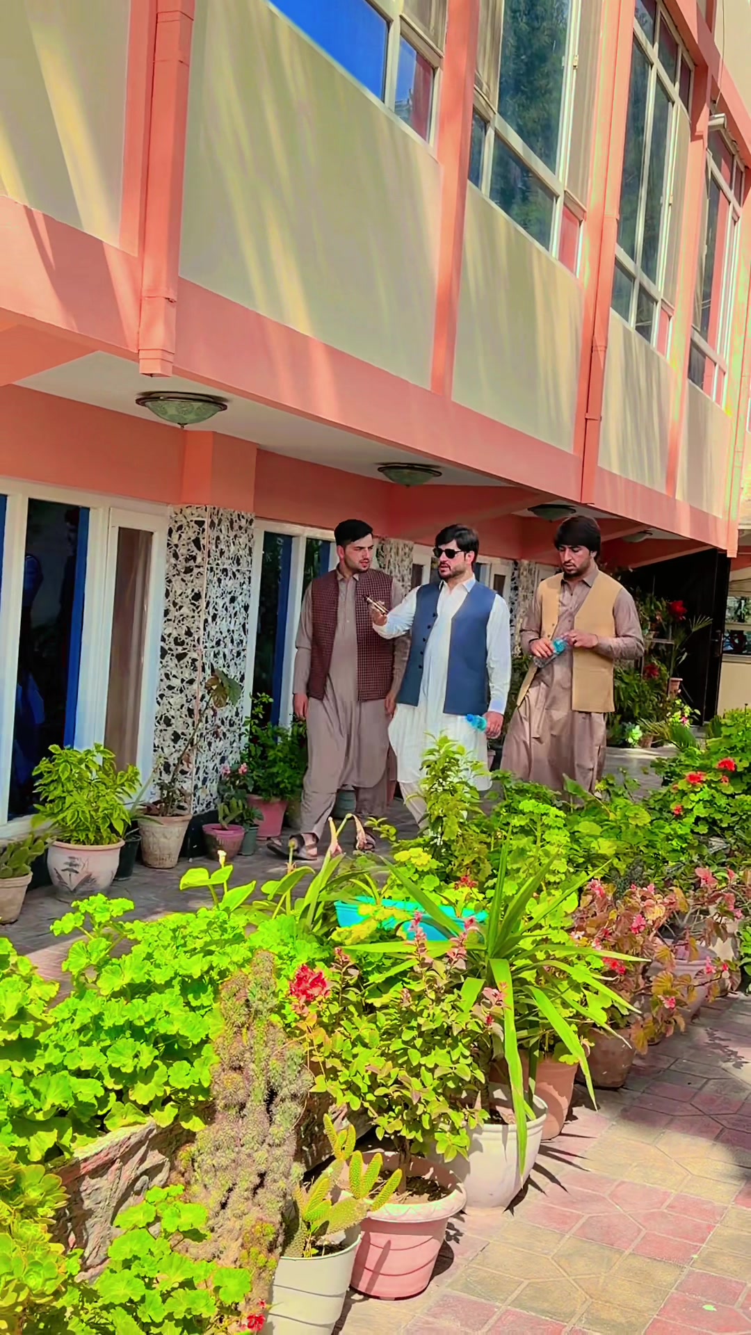 @Zahid khan Shinozada ♥️🇦🇫♥️