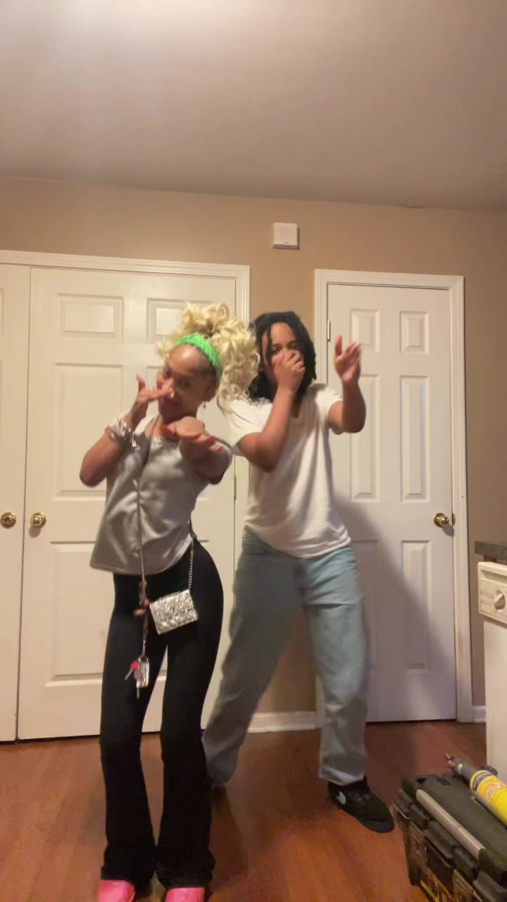@K.KINGG12