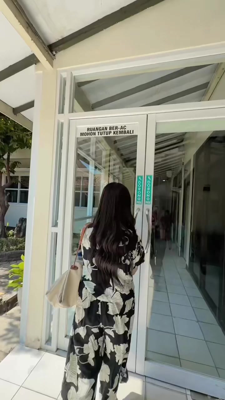 @Olala