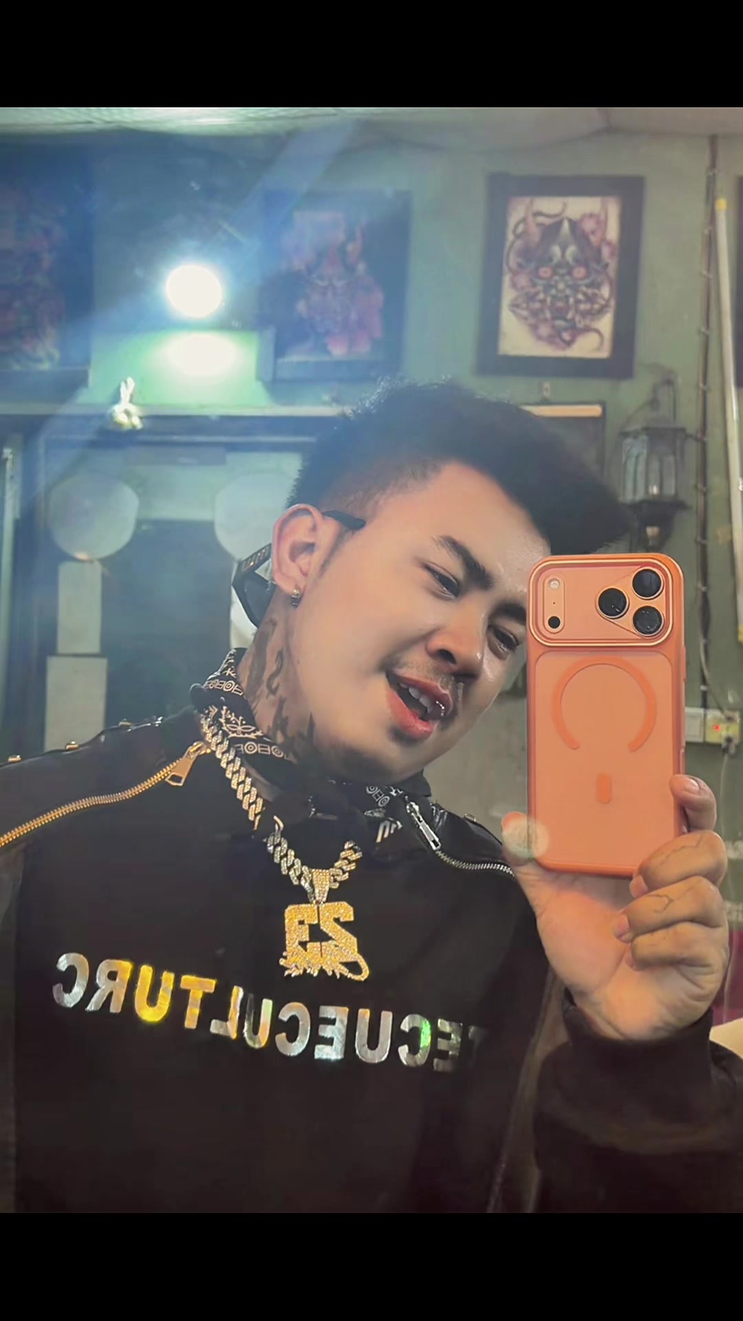 @Zwe Htet