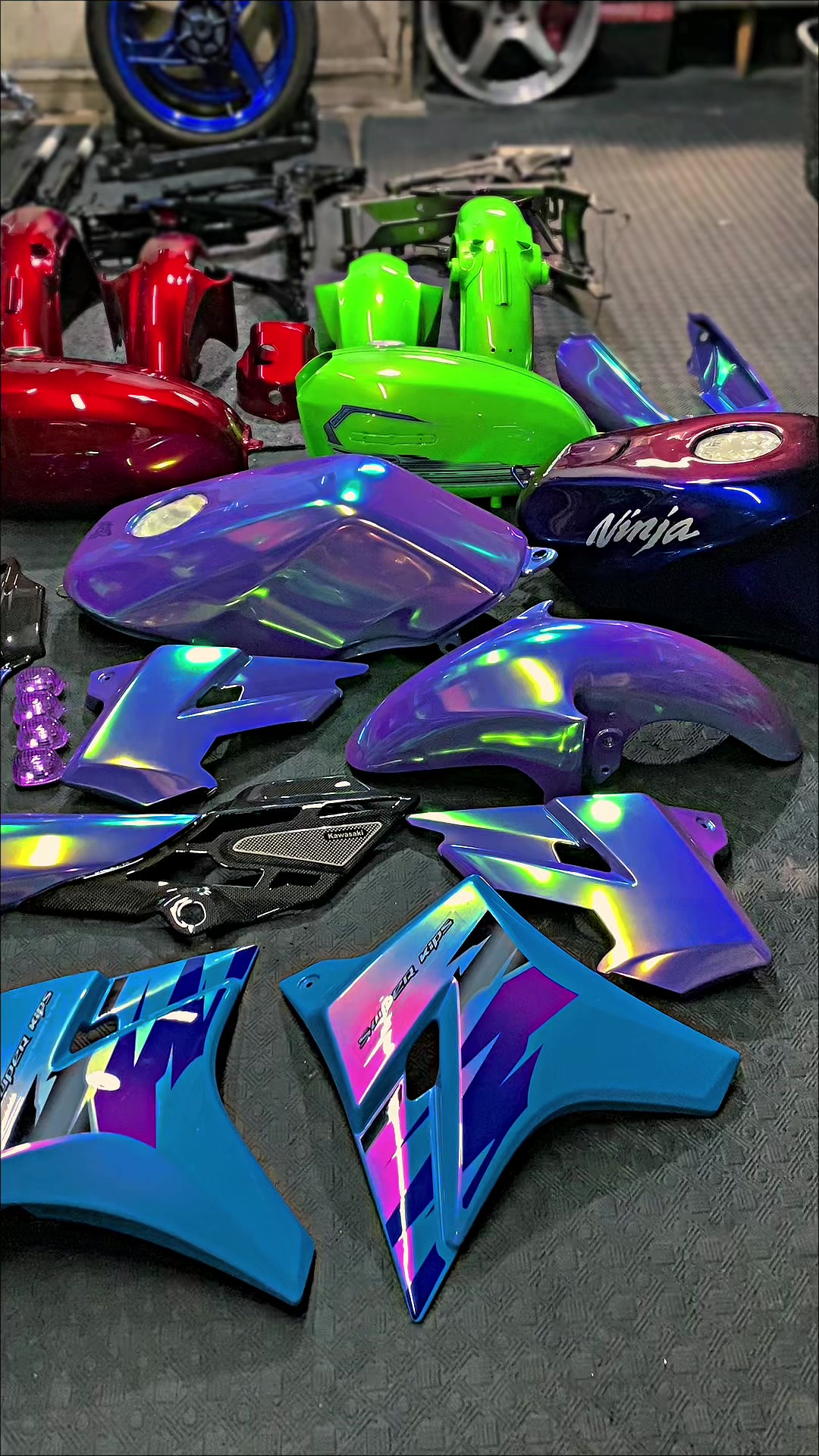 @v-brush