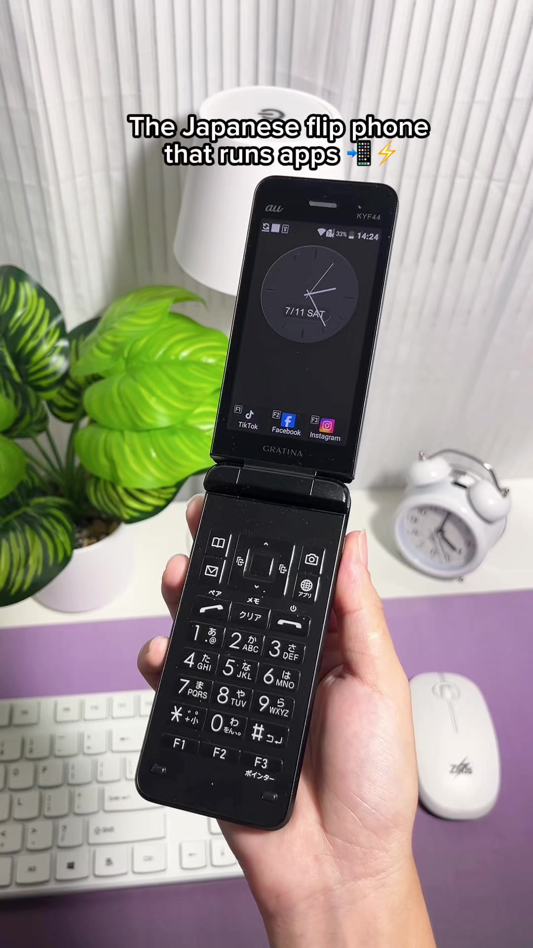 @Y2KPHONES