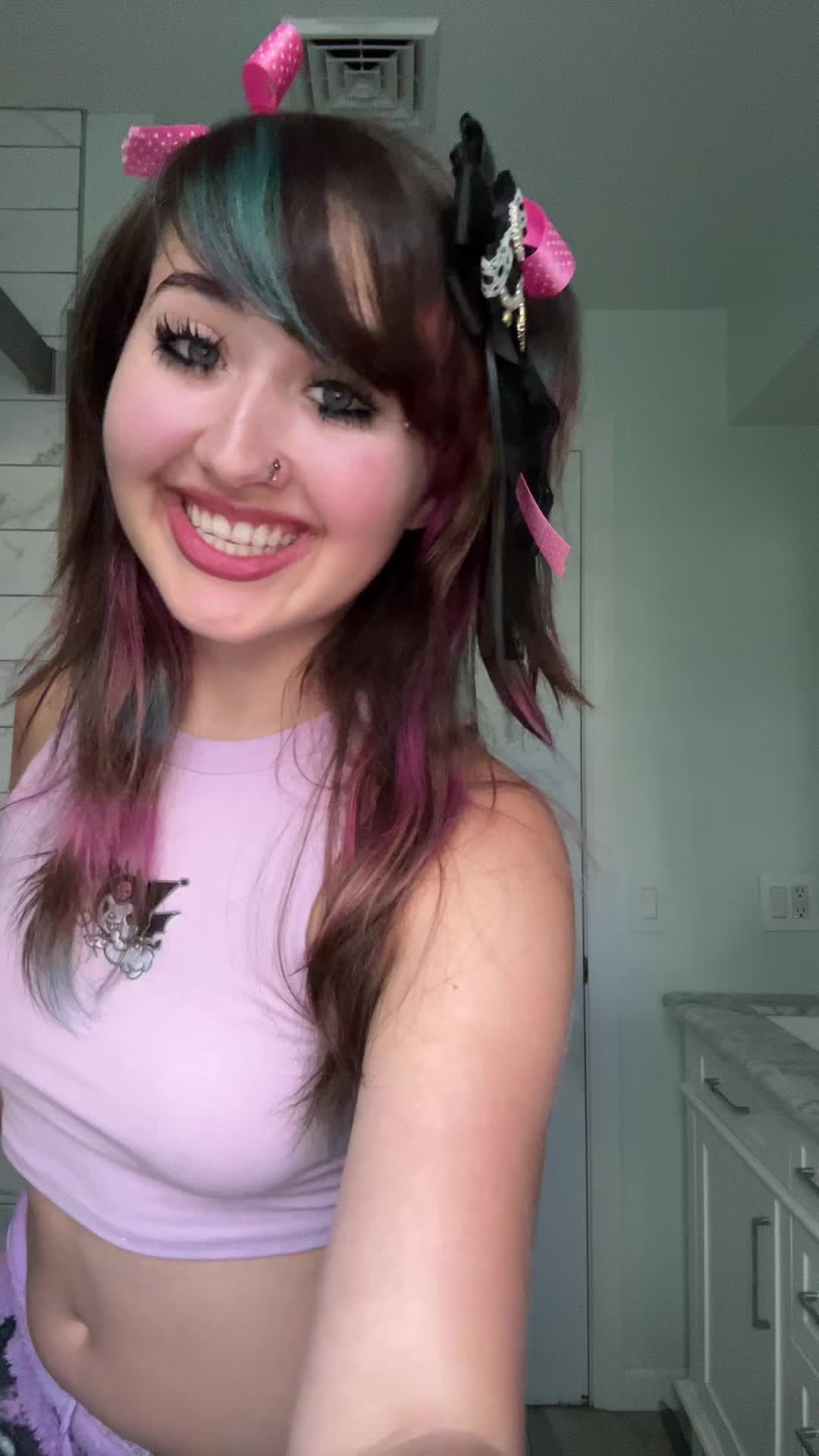 @averyapocalypse