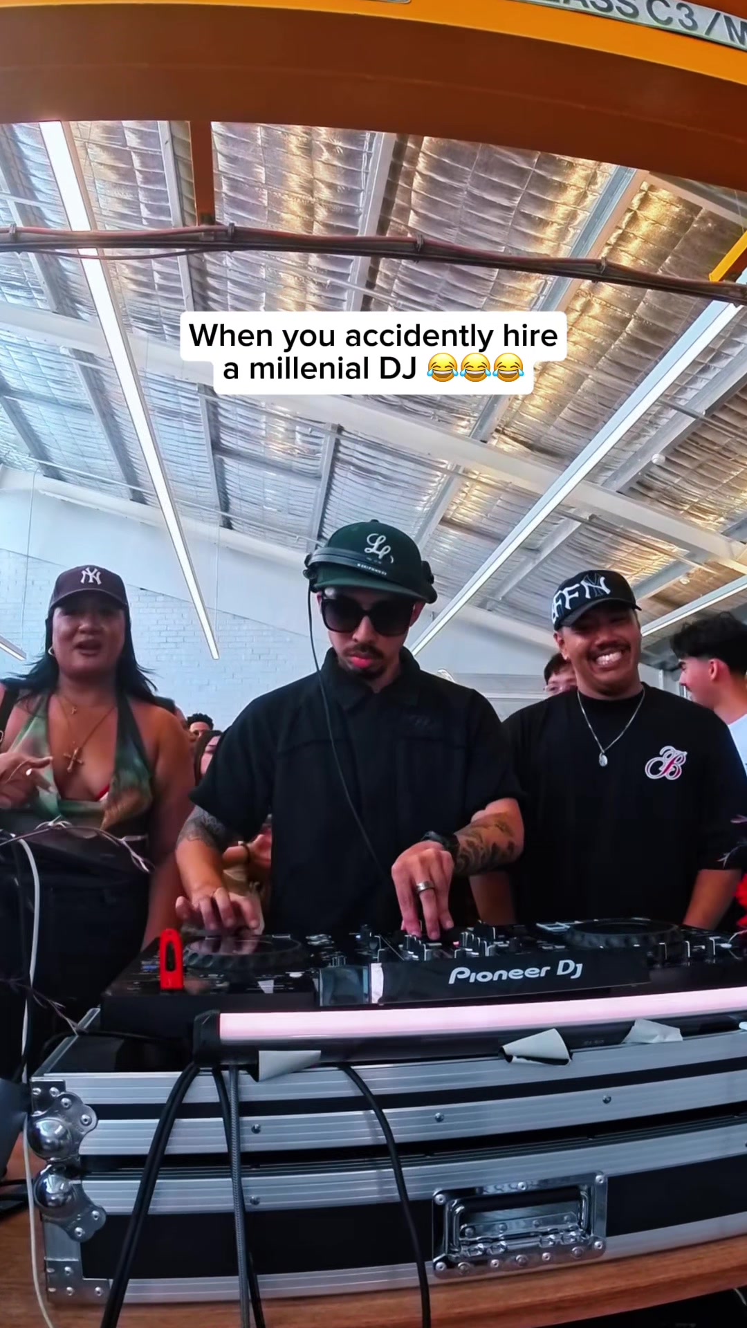 @DJ Playboi Pocky