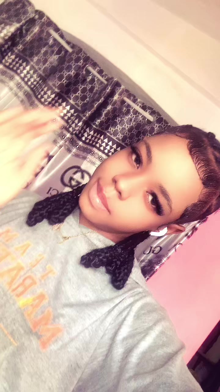 @Leighhh🥺🍀”!