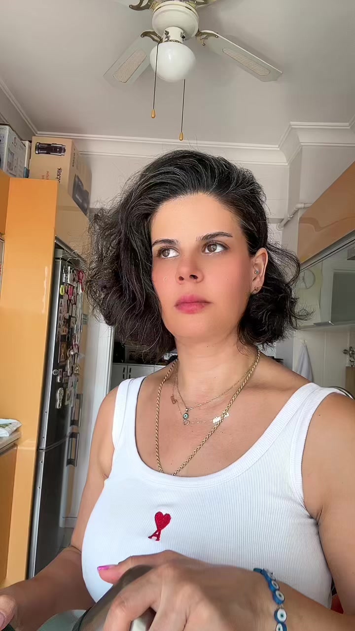 @Makbule Hanım Kızınız