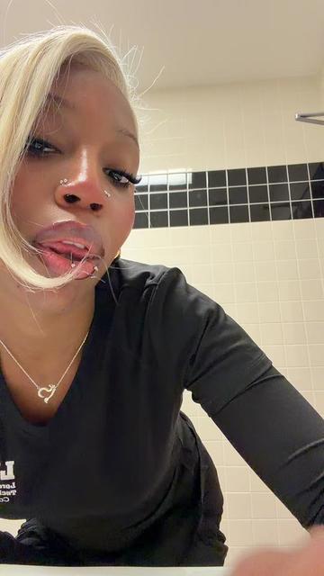 @Meliemel