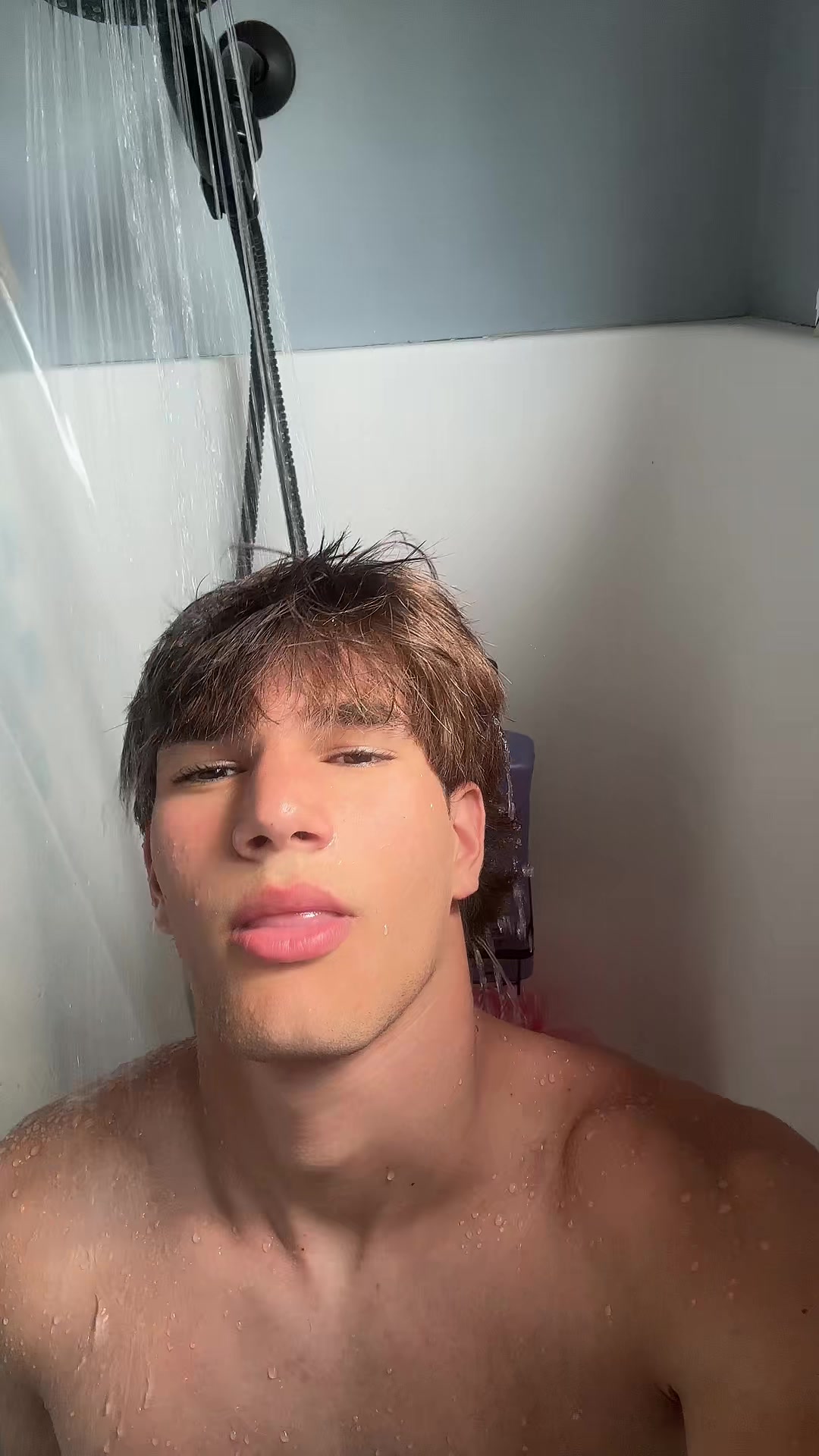 @emroo672