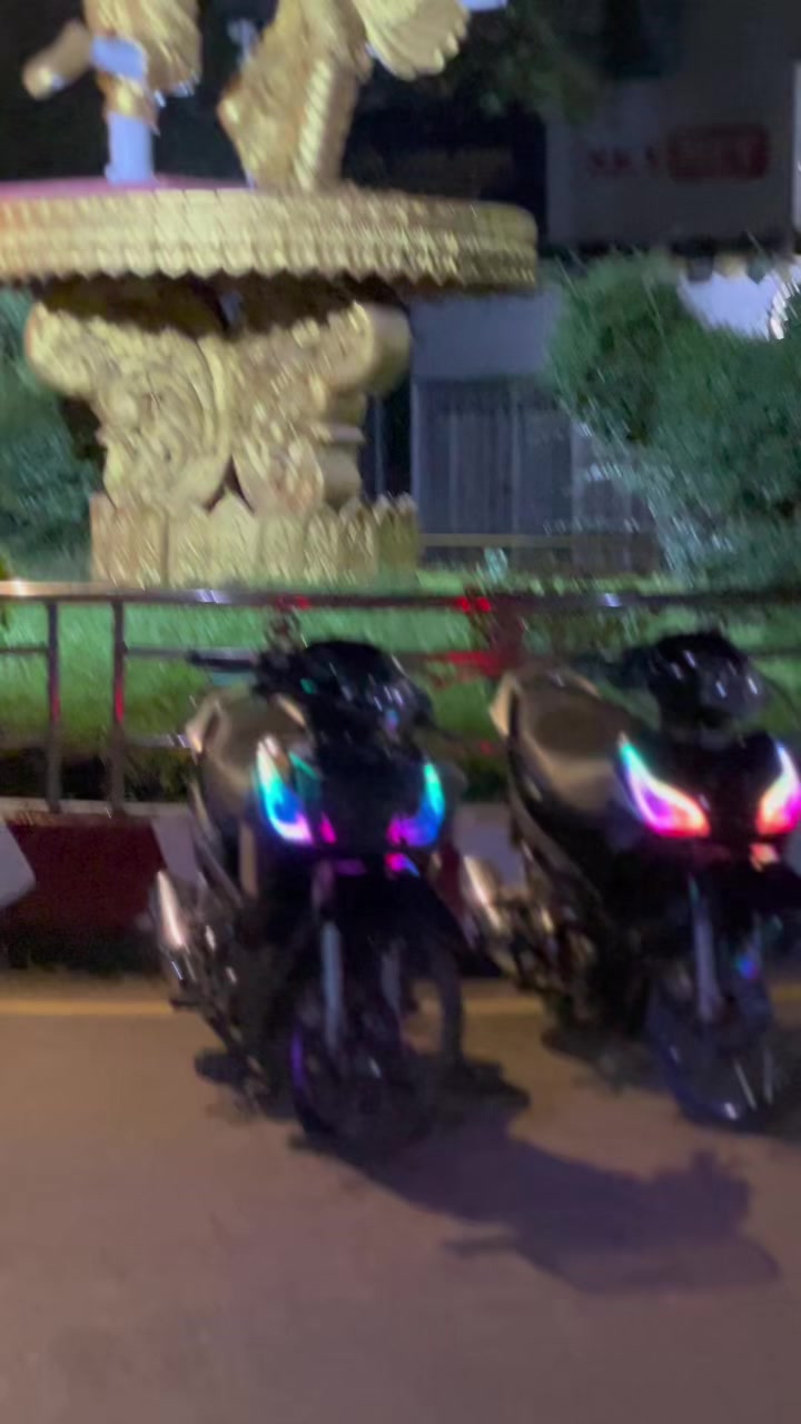 @မောင်ခန့်🦫⚡️
