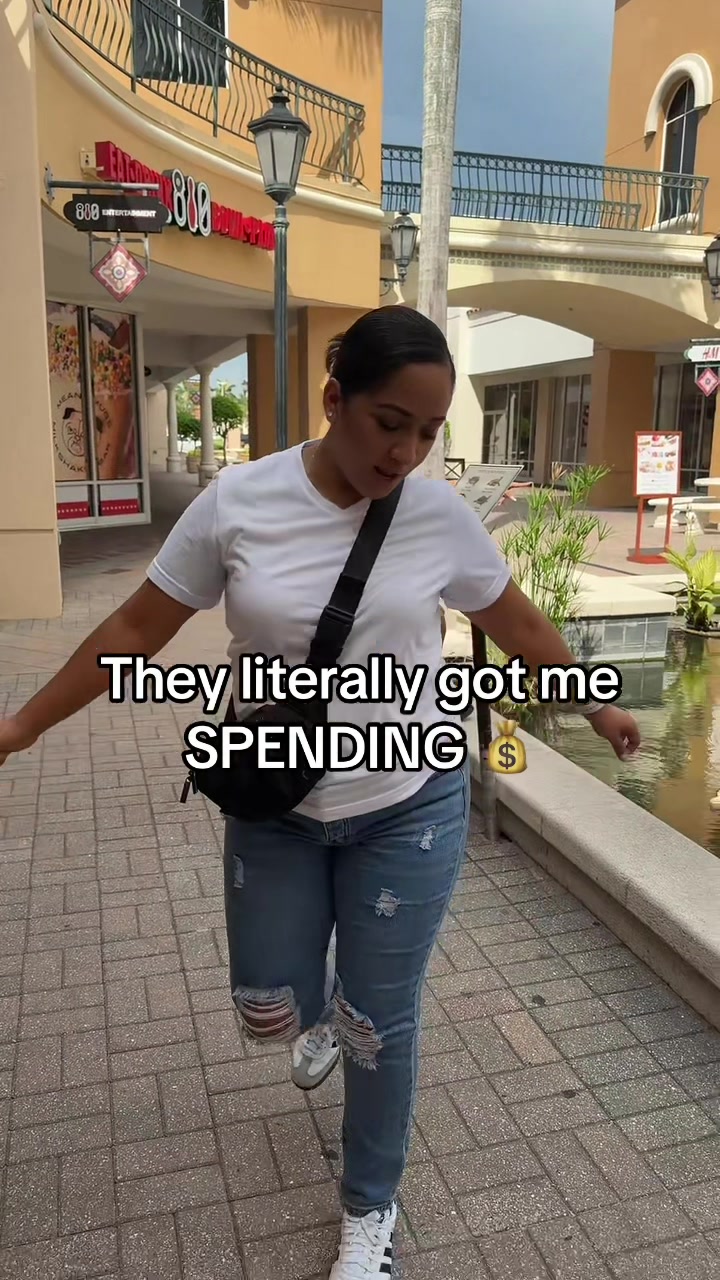 @LifeWithTheMunoz