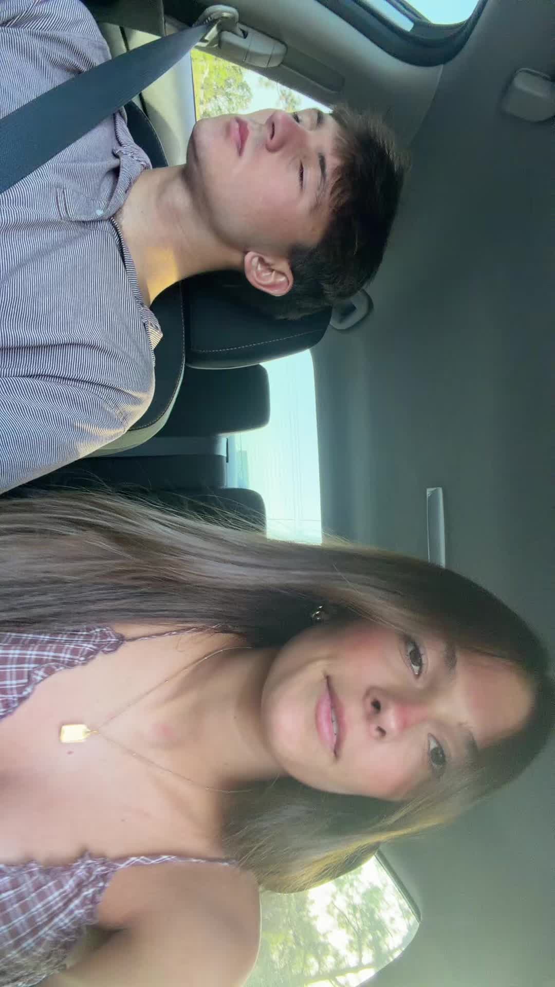 @user383773839292727