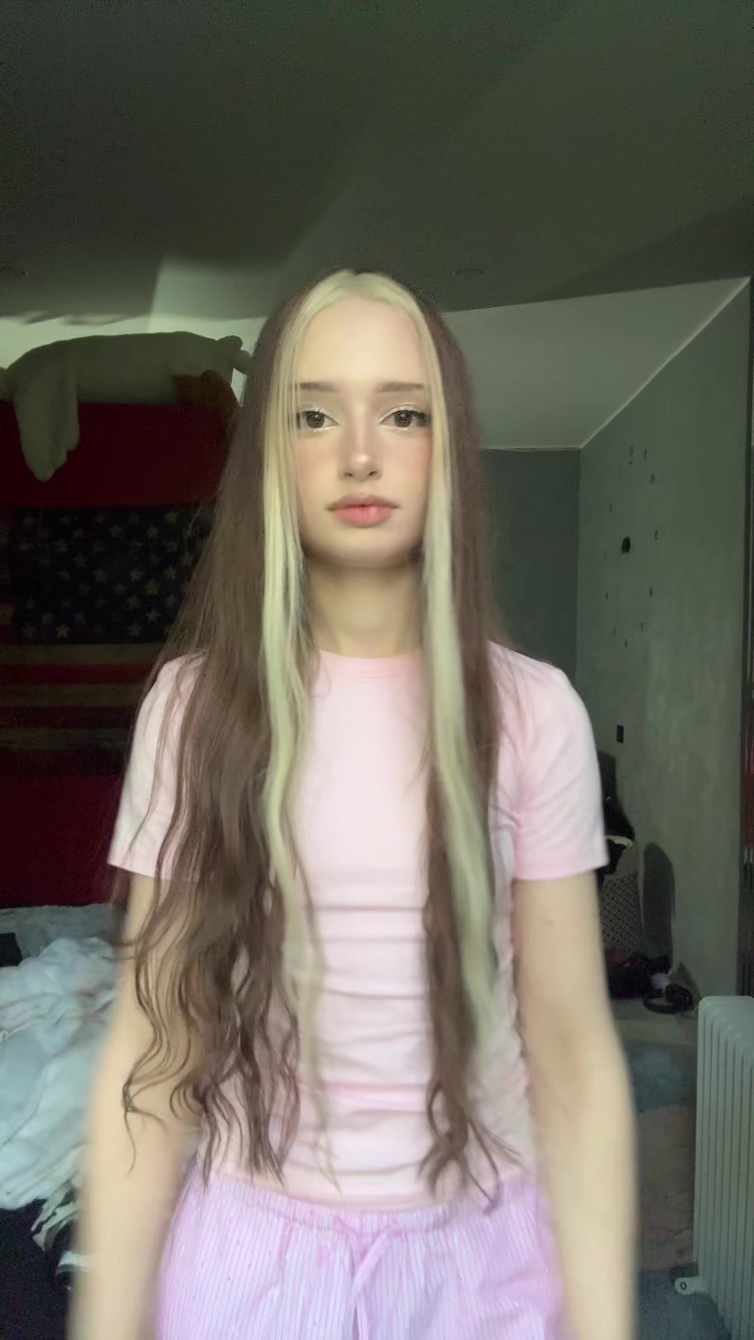 @Пчела