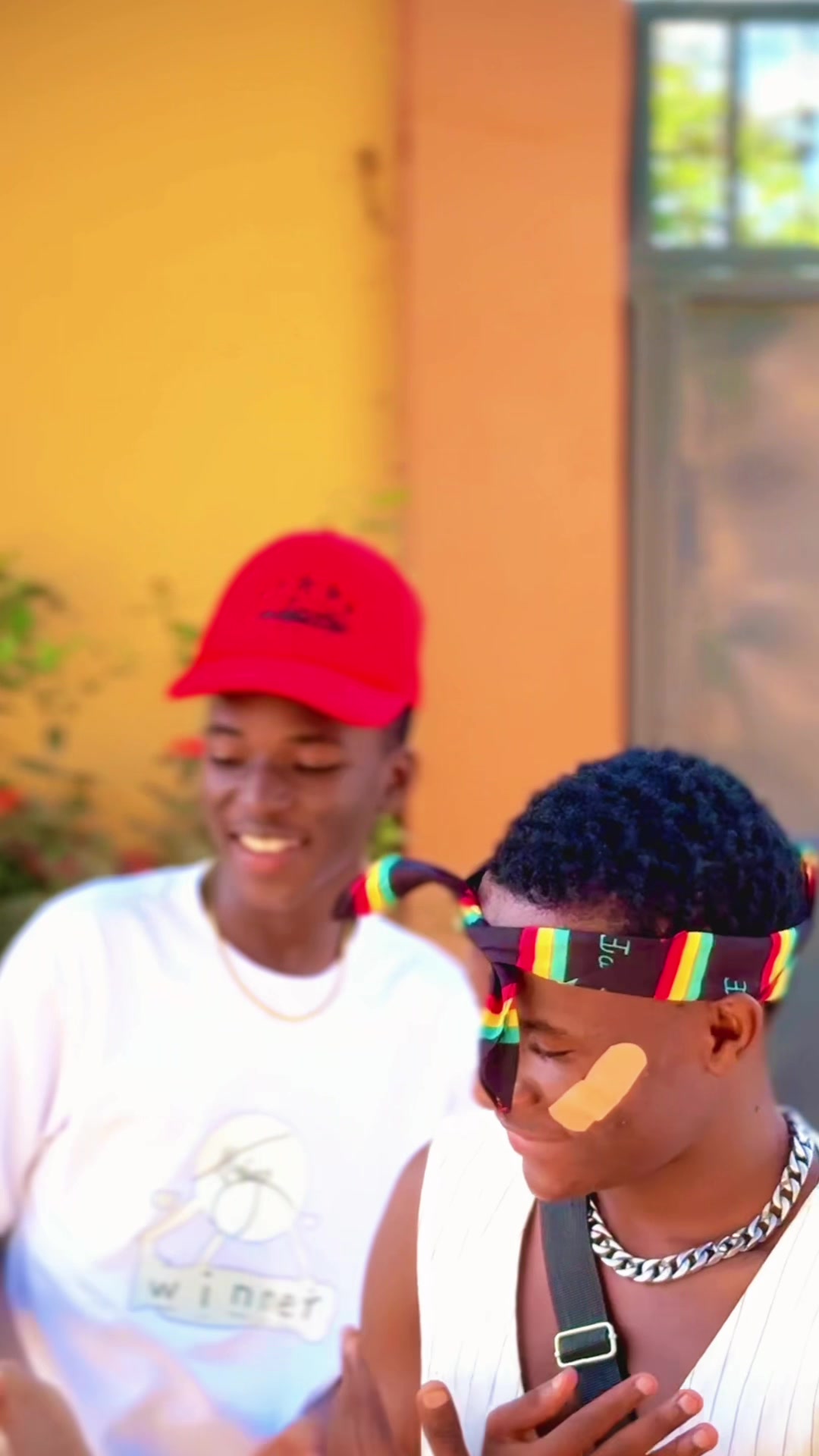@MUUH_🤍✨