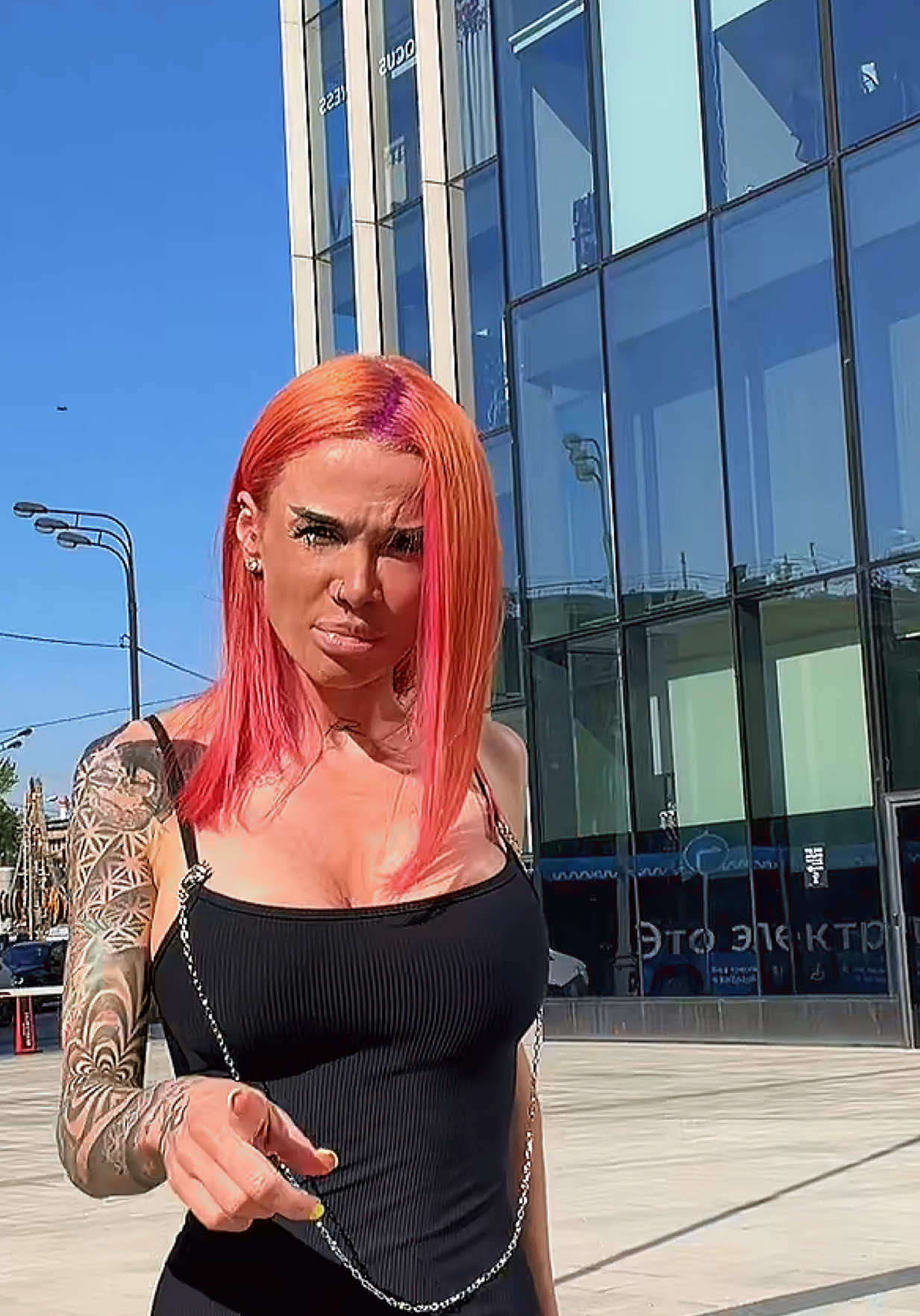 @leona_kaif