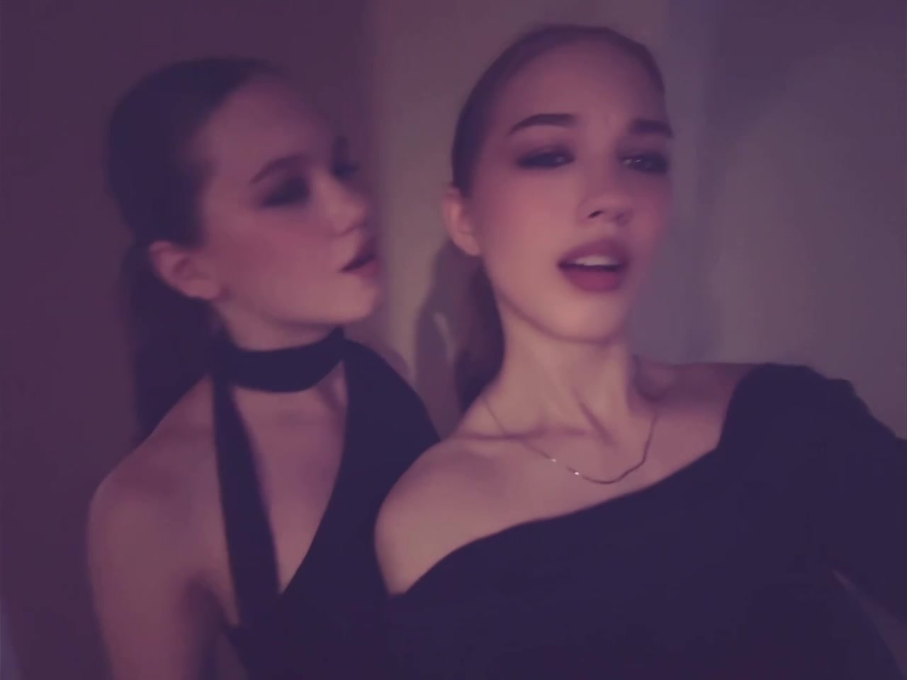 @𝓛𝓮𝓭𝓲💋