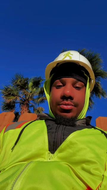 @🩸Dee2Vegas🙏🏾👽