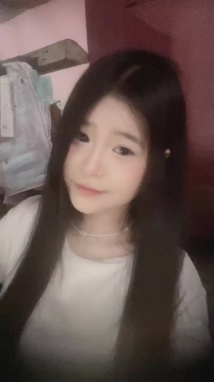 @LA_DEE🩵&bull;